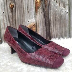 Red Leather Pumps Size 9.5 Square Cap Toe Wine Burgundy Heels Snake Print